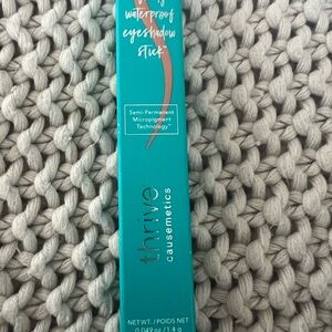 Thrive Causemetics Gailon Matte Eyeshadow - Warm Terracotta color